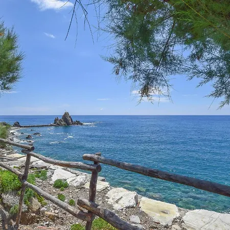 Beautiful Apartment In Moneglia With Wifi Exterior photo
