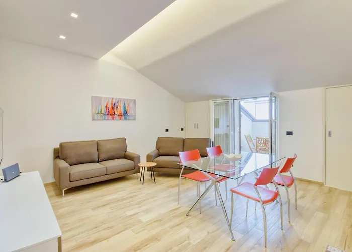 Beautiful Apartment In Moneglia With Wifi